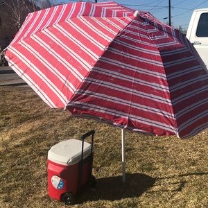 💥NEW💥 Folded Beach Umbrella with Tilt